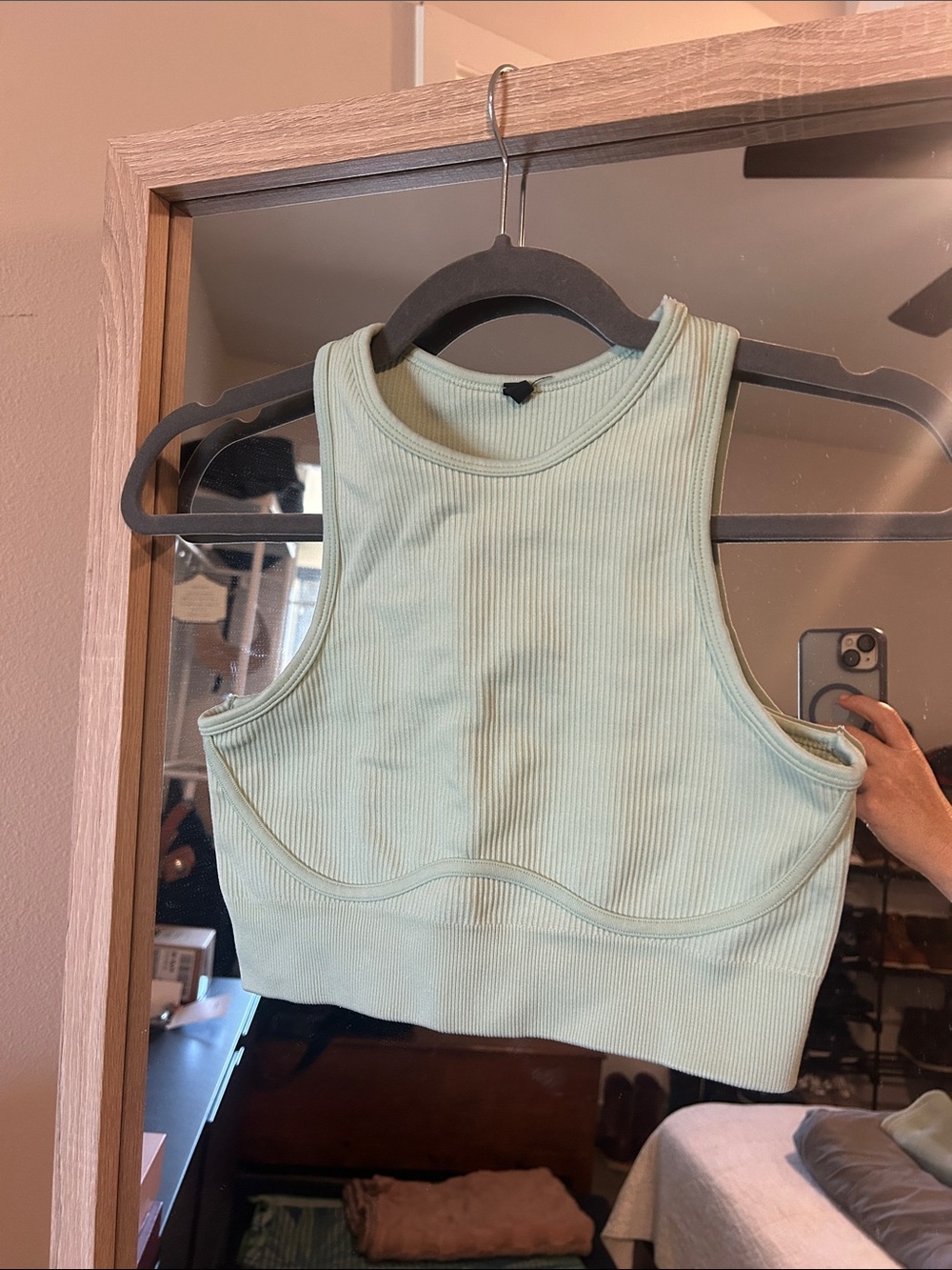 Bo+Tee Success - High Neck Open Back FlexiRib Sports Bra in Mint Green
